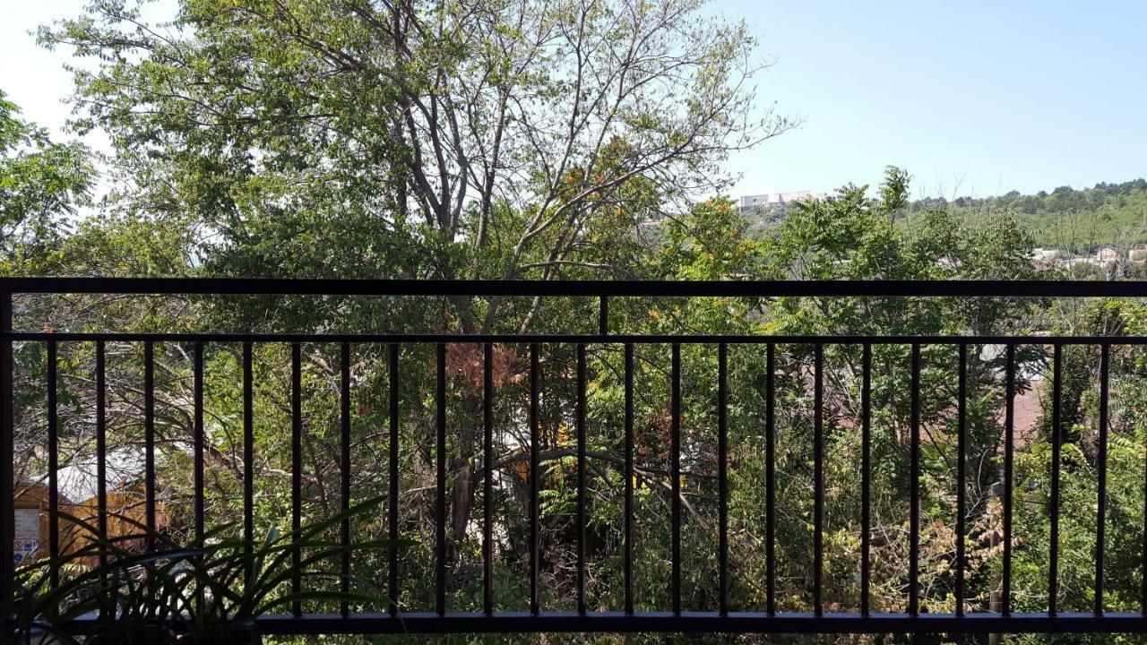 Apartment Central Knin Luaran gambar